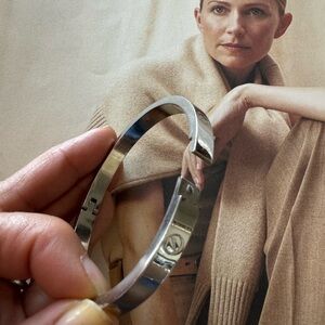 Silver women’s bangle